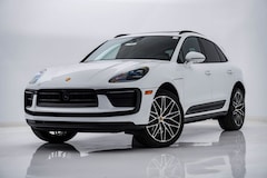 2026 Porsche Macan SUV