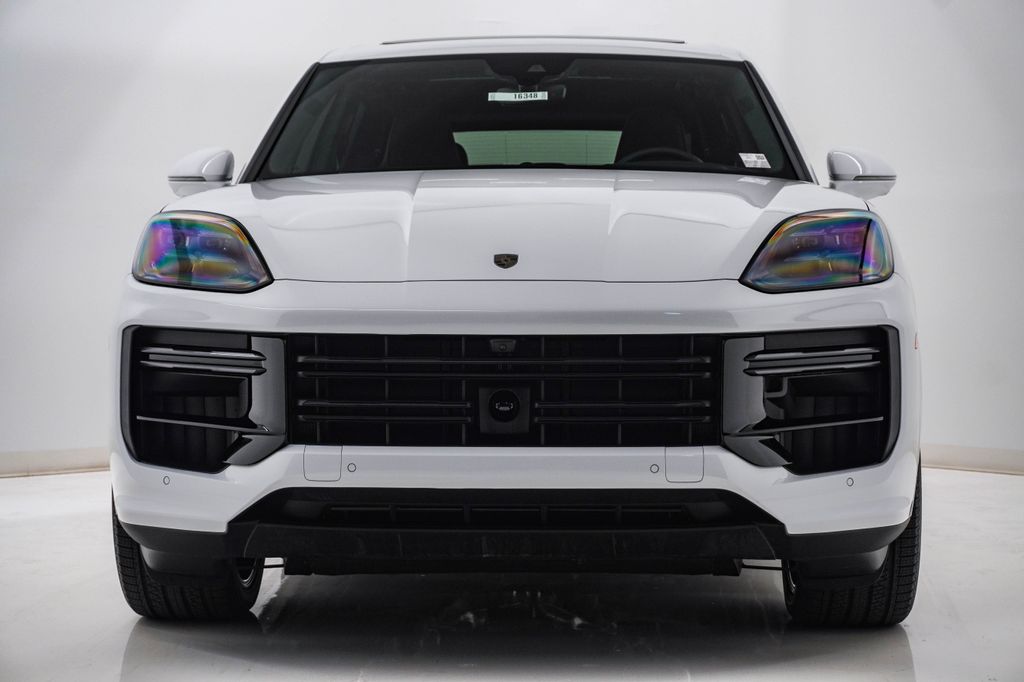 2026 Porsche Cayenne Turbo E-Hybrid - Photo 6