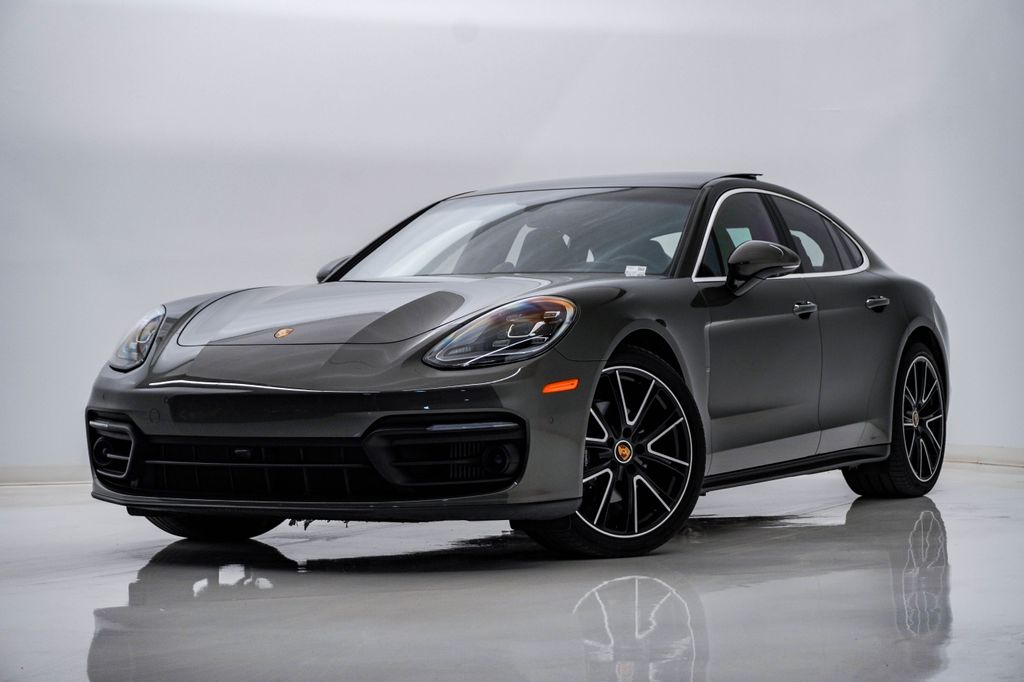 2023 Porsche Panamera