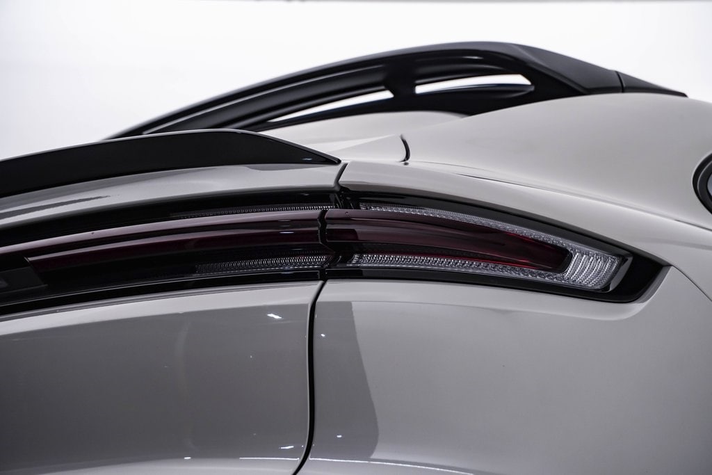 2026 Porsche Cayenne Coup Turbo E-Hybrid - Photo 12
