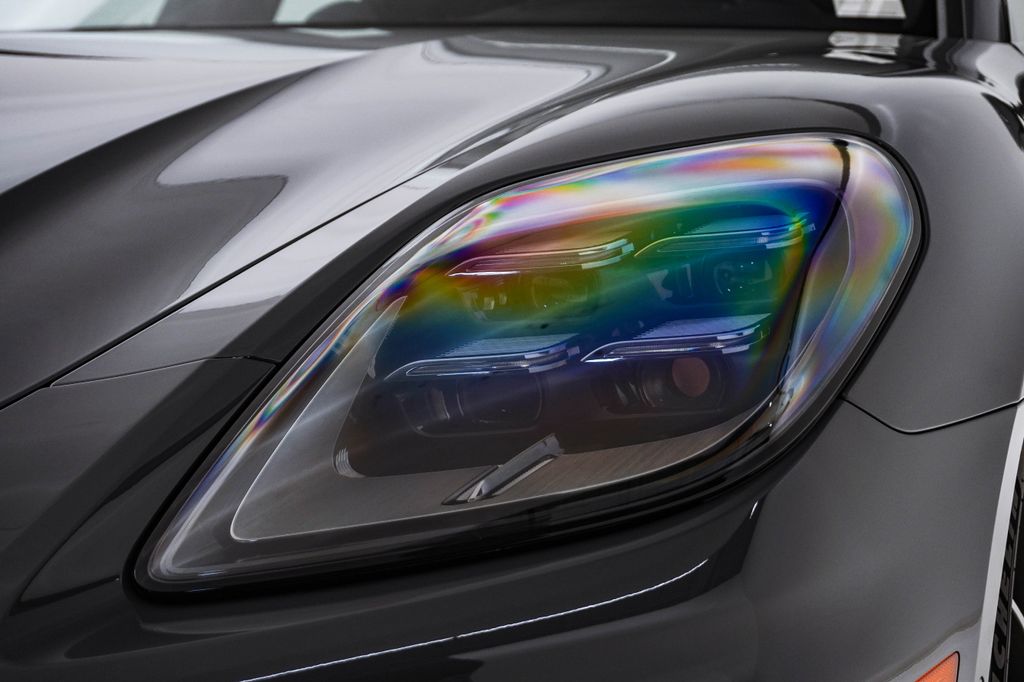 2026 Porsche Panamera 4 E-Hybrid - Photo 7