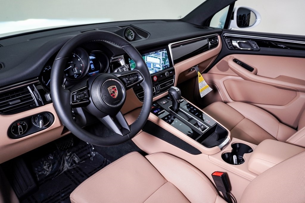 Certified 2025 Porsche Macan SUV