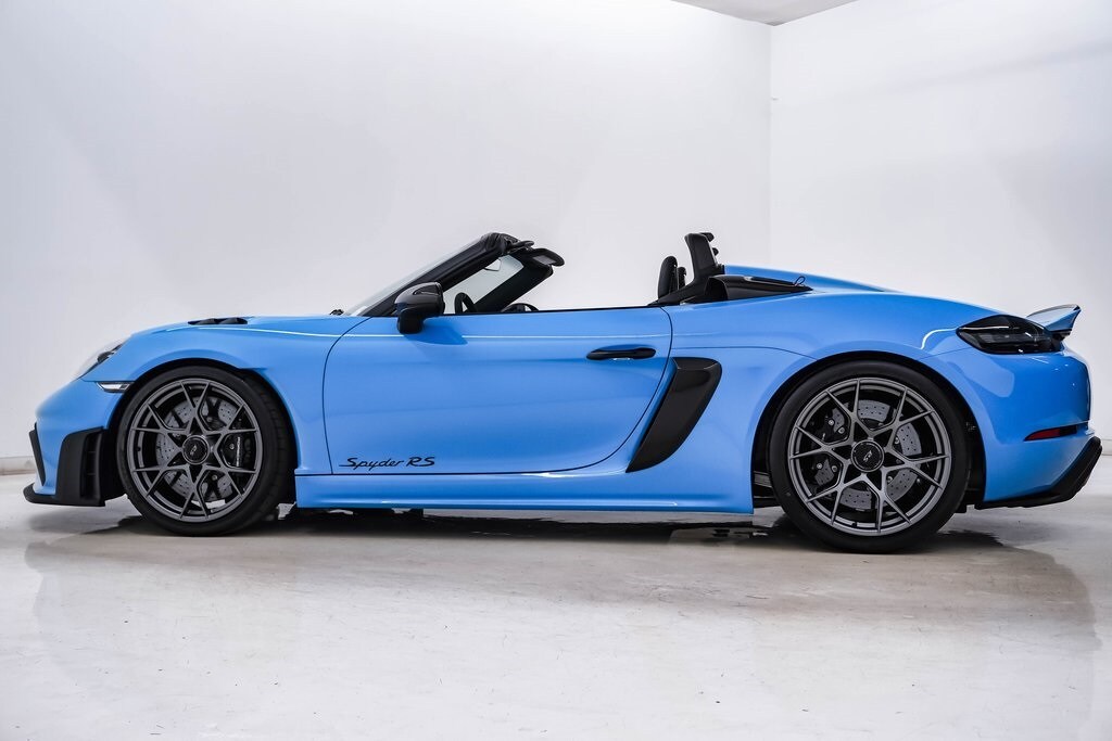 2025 Porsche Boxster Spyder photo 2