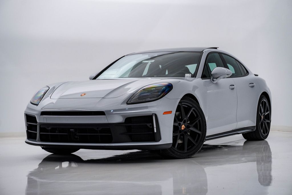 2026 Porsche Panamera Base