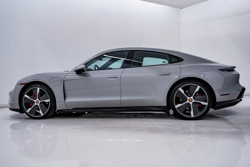 2021 Porsche Taycan 4S photo 2