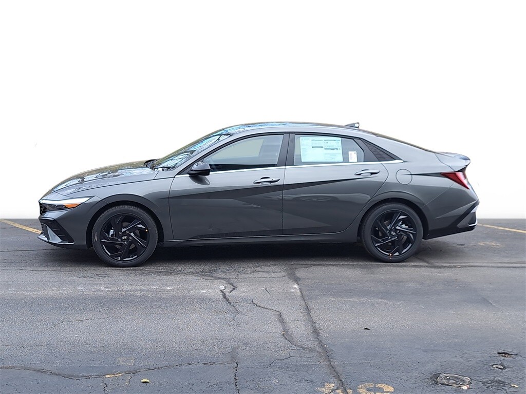 New 2026 Hyundai Elantra SEL Sport Sedan