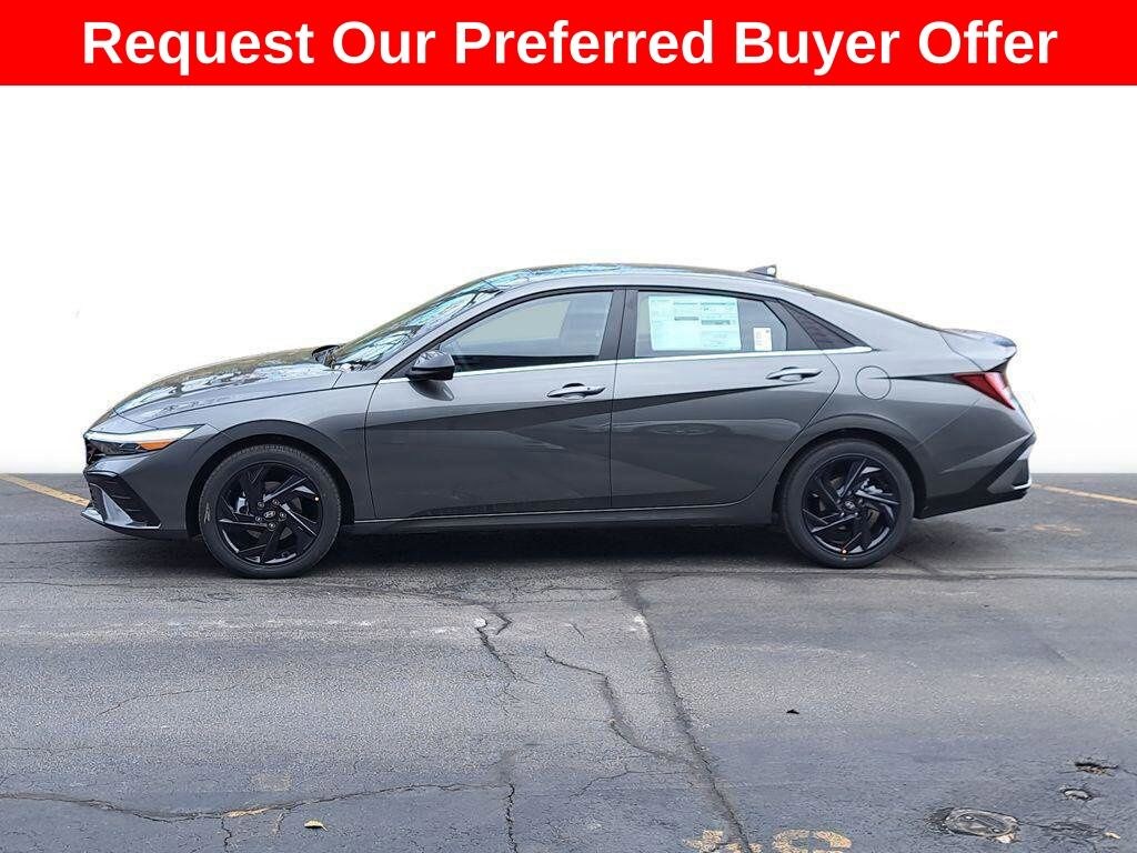 New 2026 Hyundai Elantra SEL Sport Sedan