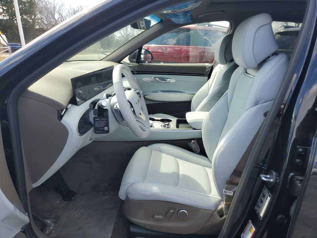 2026 GENESIS GV70 Advanced - Photo 14