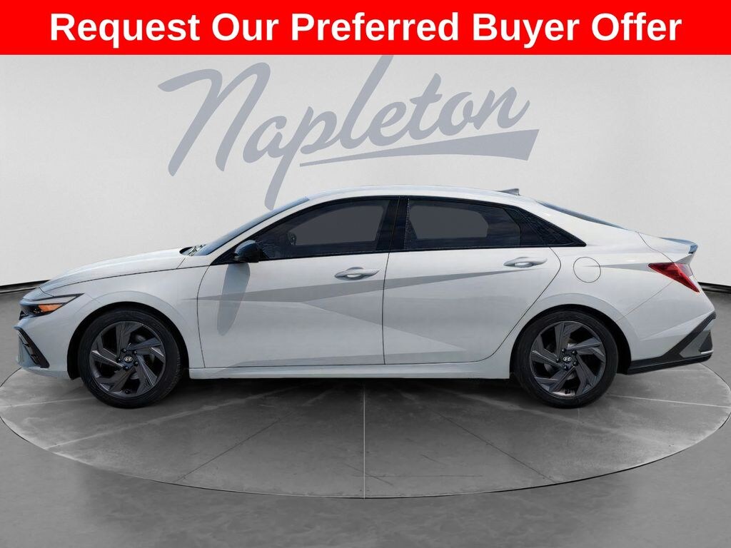 New 2026 Hyundai Elantra SEL Sport Sedan