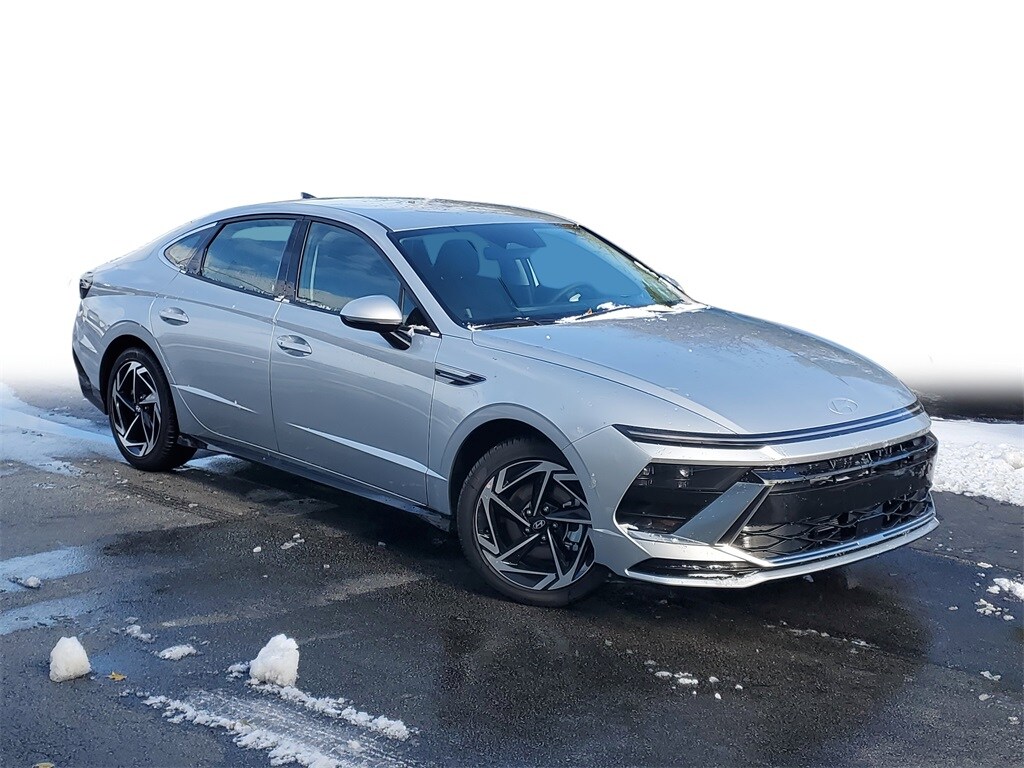 New 2026 Hyundai Sonata SEL Sedan