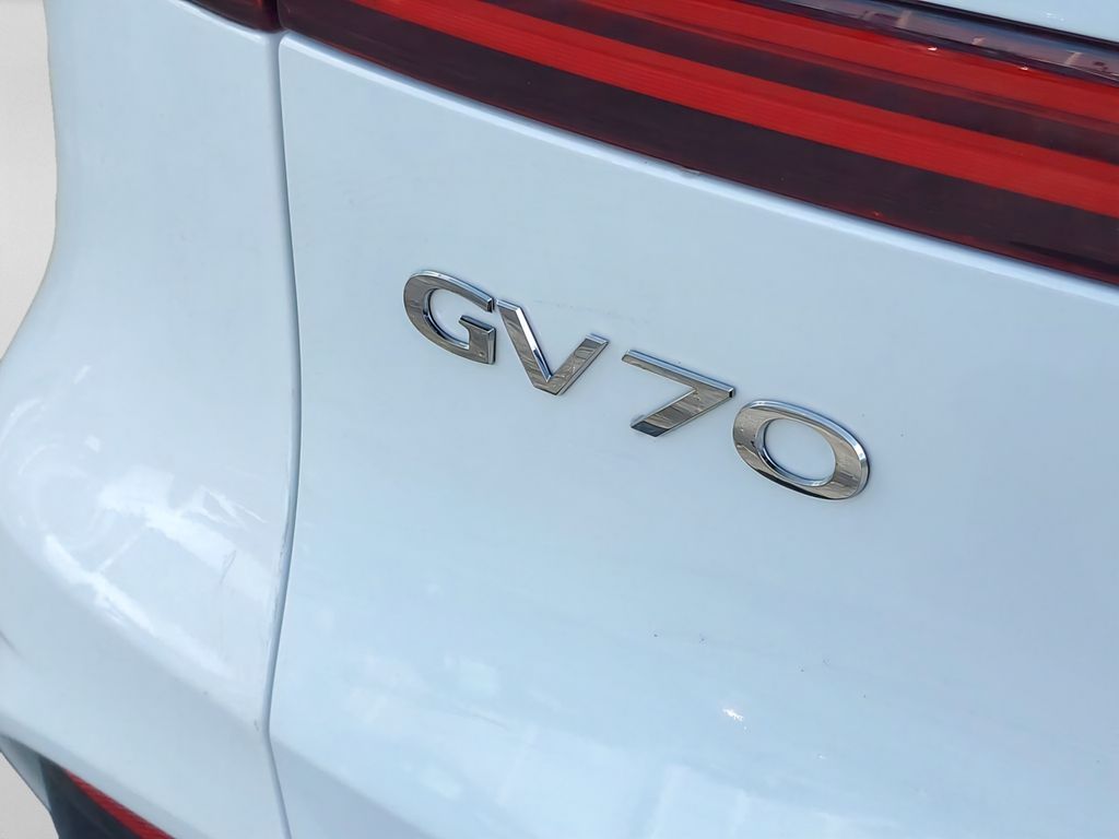 2026 GENESIS GV70 Sport Prestige - Photo 9