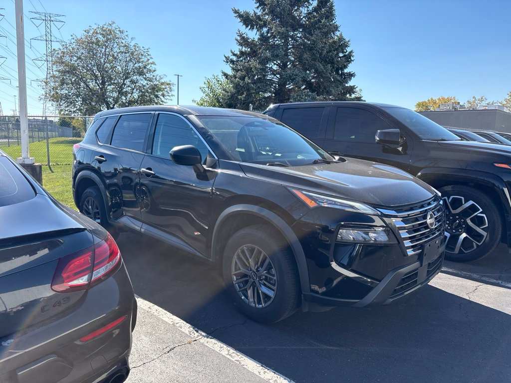 Used 2024 Nissan Rogue S SUV