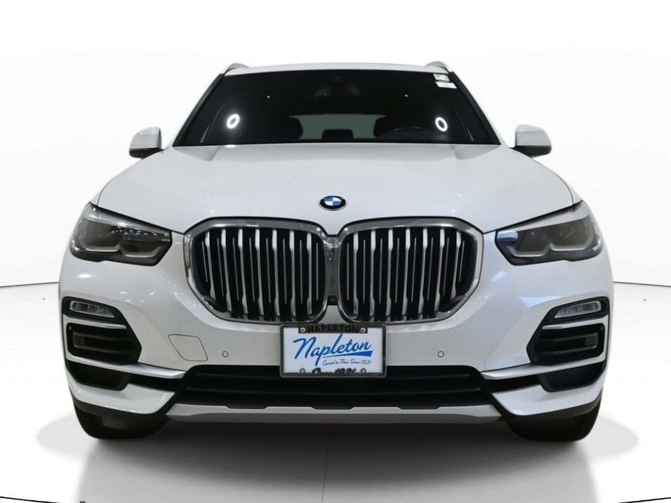 Used 2021 BMW X5 40i with VIN 5UXCR6C07M9F15727 for sale in Lansing, IL