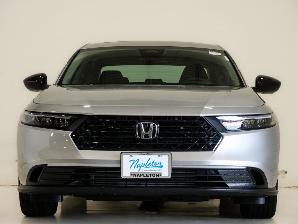 2025 Honda Accord SE photo 2