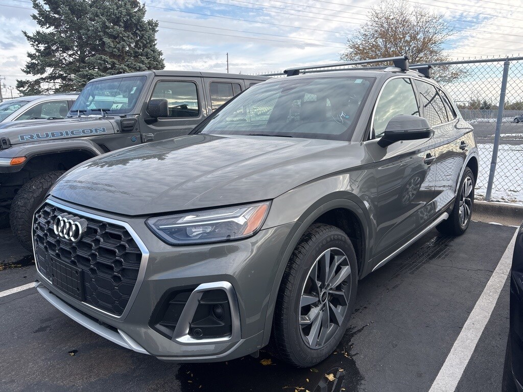 2023 Audi Q5 45 S line Premium Plus photo 3