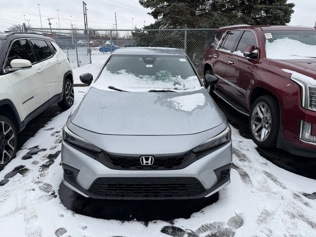 2024 Honda Civic Hatchback Sport's photo