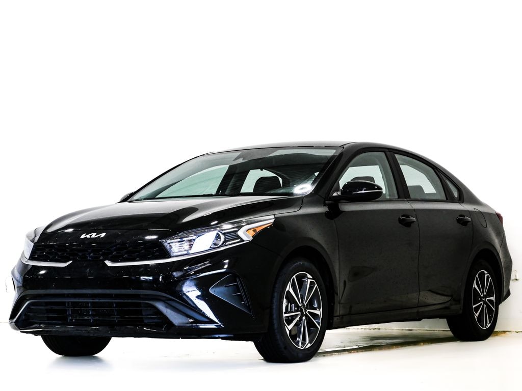 Used 2024 Kia Forte LXS Sedan
