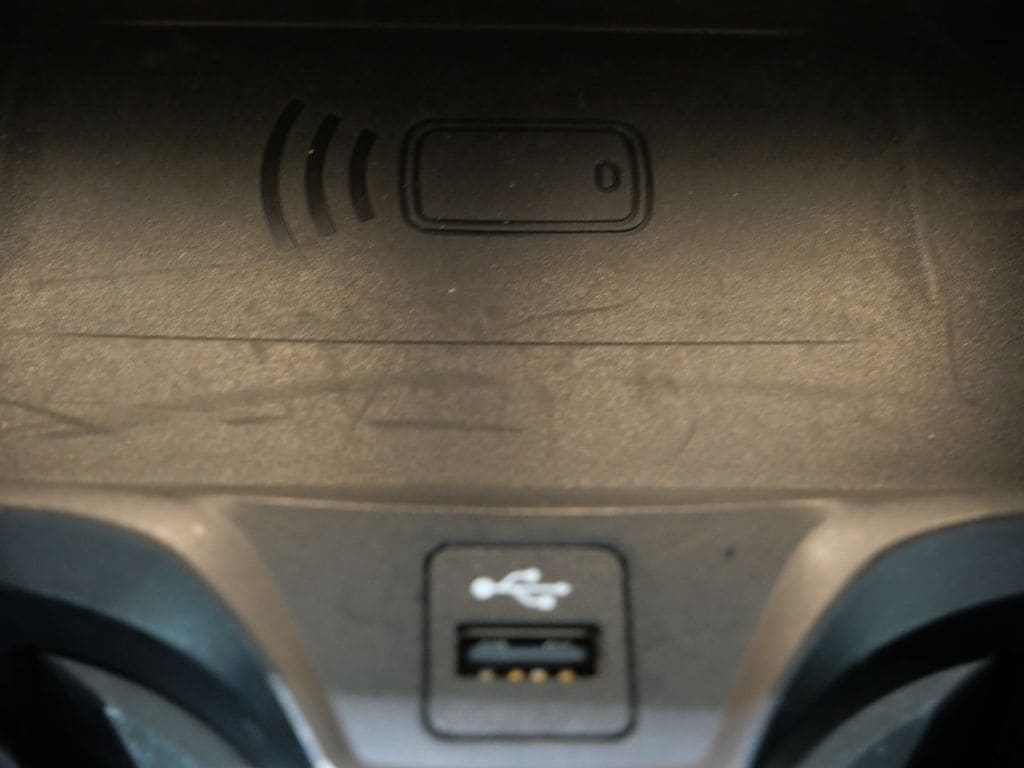 2021 BMW 3 Series 330e - Photo 22