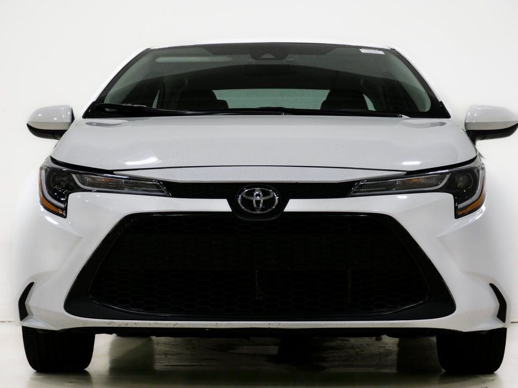Used 2022 Toyota Corolla LE Sedan