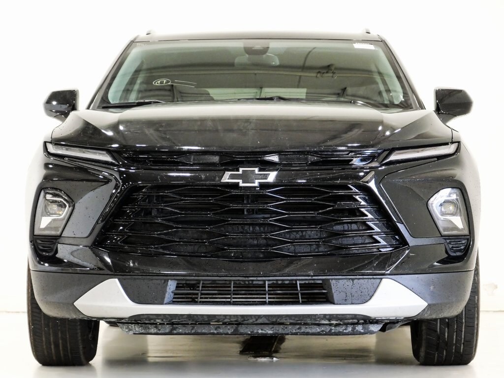 2024 Chevrolet Blazer 2LT photo 2