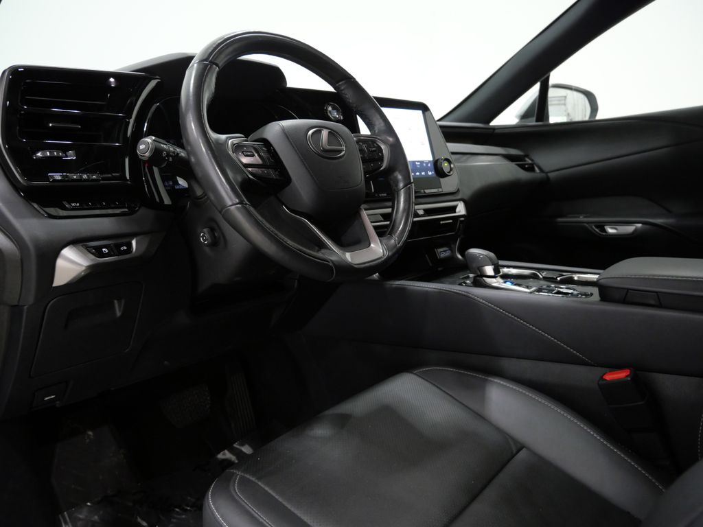 Photo 12
