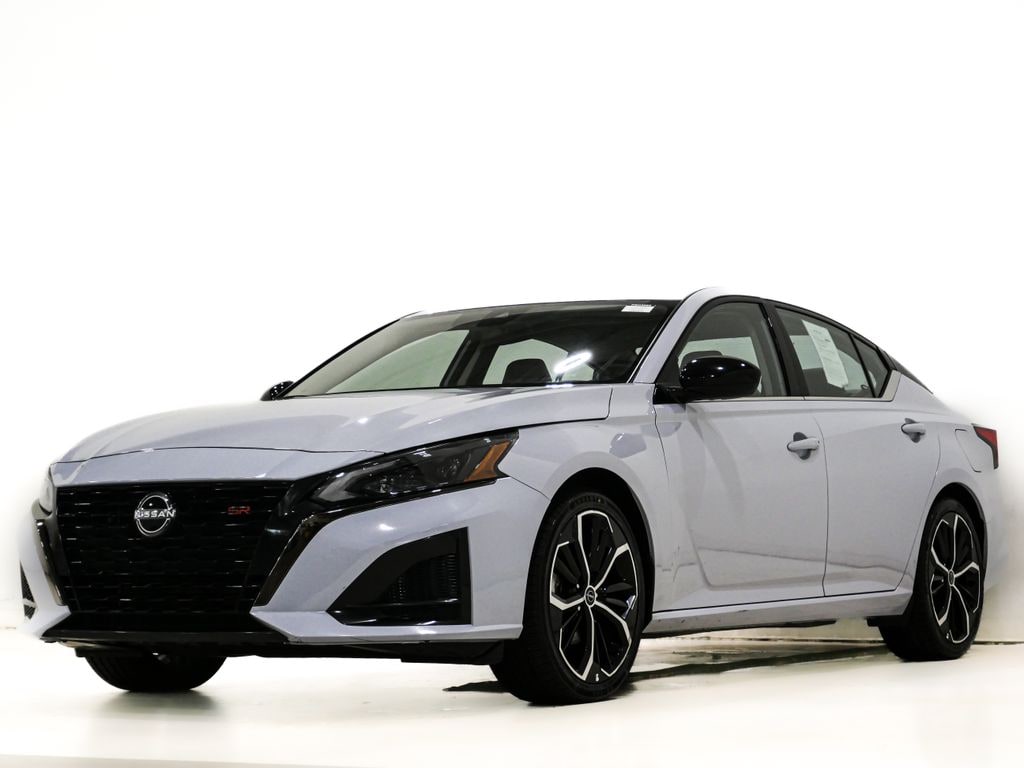 Used 2024 Nissan Altima 2.5 SR Sedan