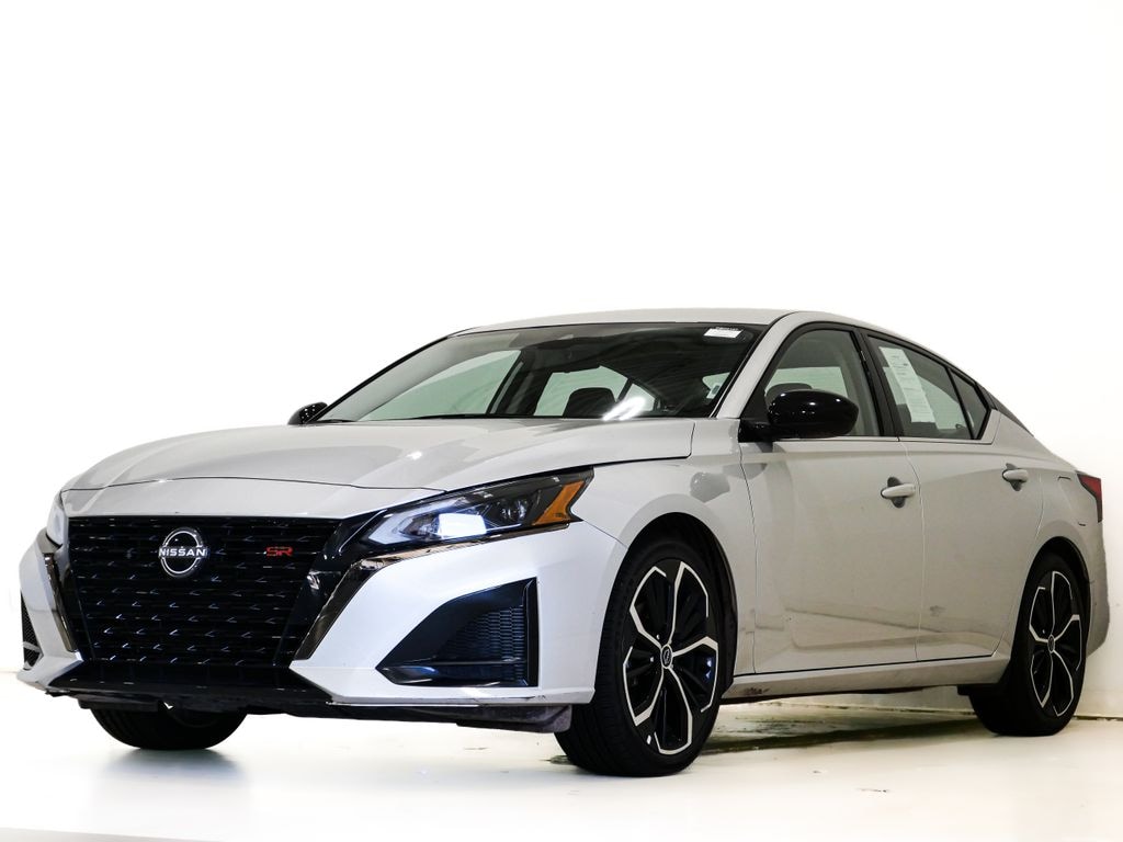 Used 2024 Nissan Altima 2.5 SR Sedan
