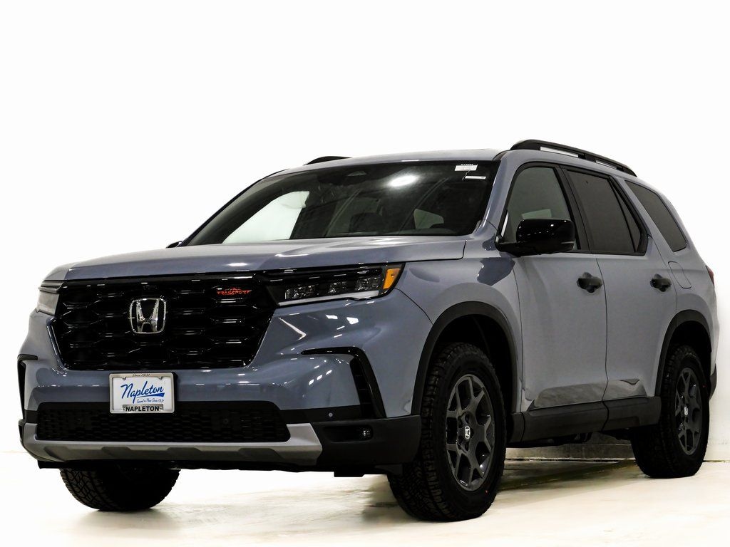 New 2025 Honda Pilot TrailSport SUV