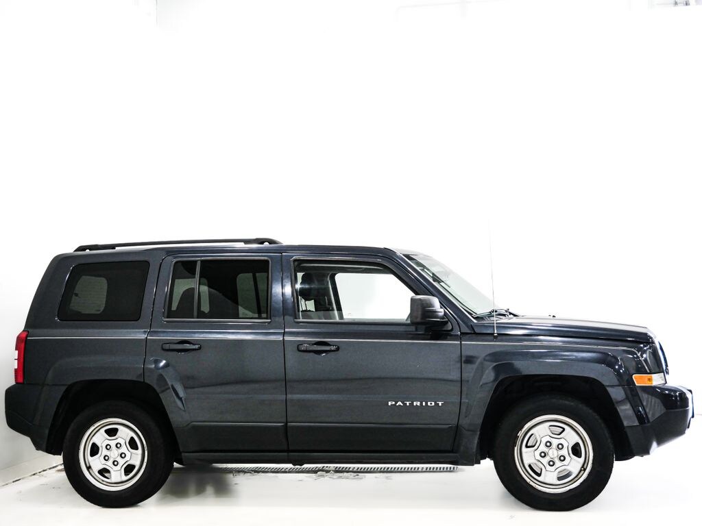Used 2016 Jeep Patriot Sport SUV