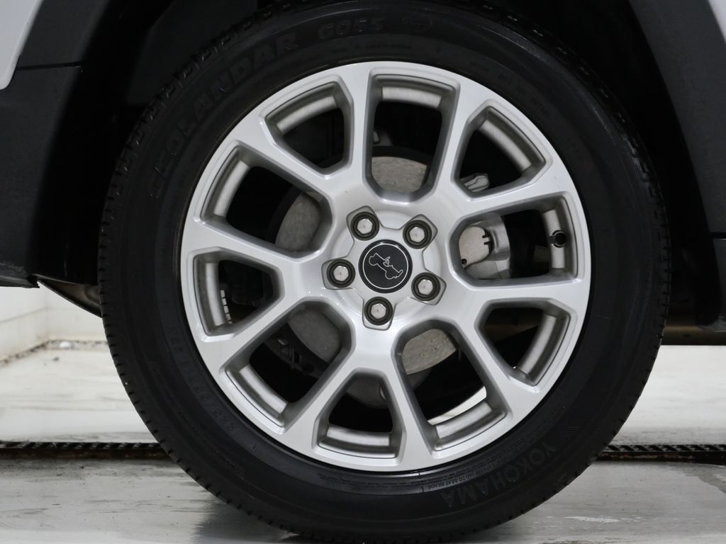 2025 Jeep Compass Limited - Photo 9