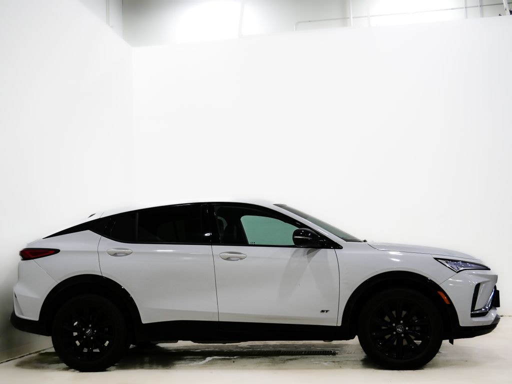 Used 2025 Buick Envista Sport Touring SUV