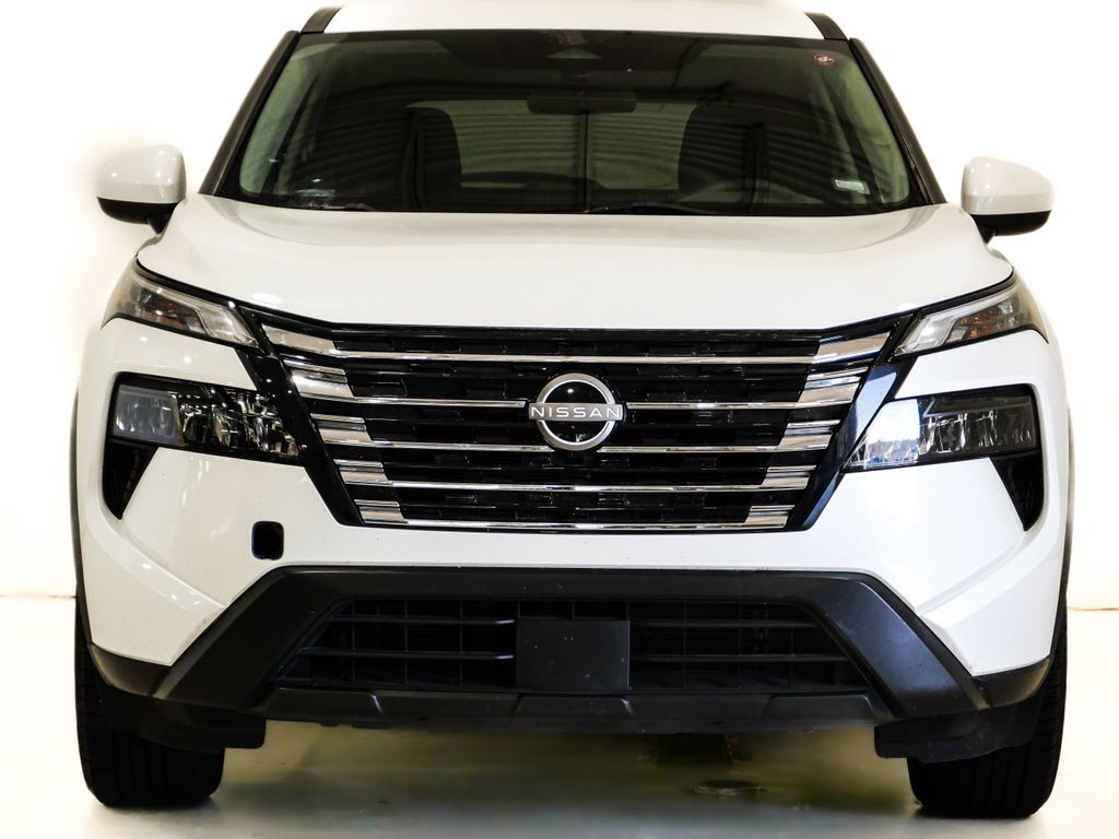 Used 2024 Nissan Rogue SV SUV