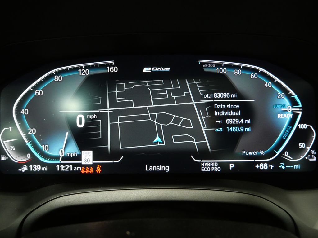 2021 BMW 3 Series 330e - Photo 15