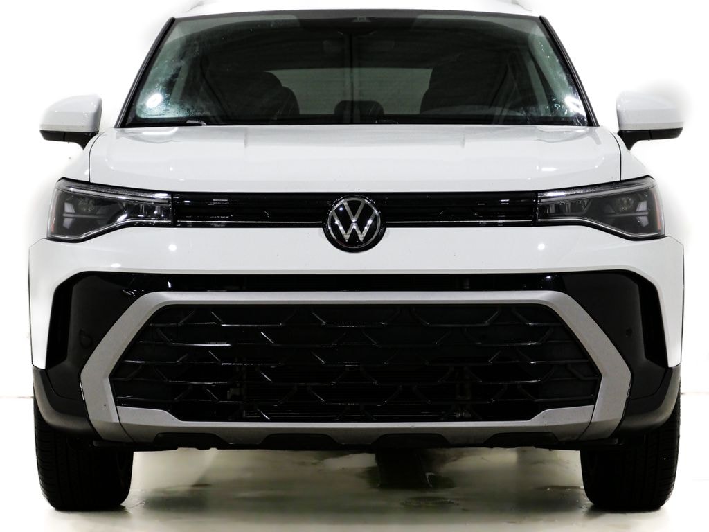 Used 2025 Volkswagen Taos 1.5T SE SUV