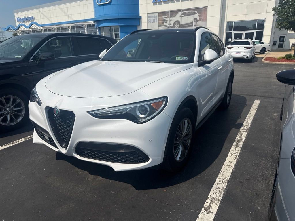 2023 Alfa Romeo Stelvio
