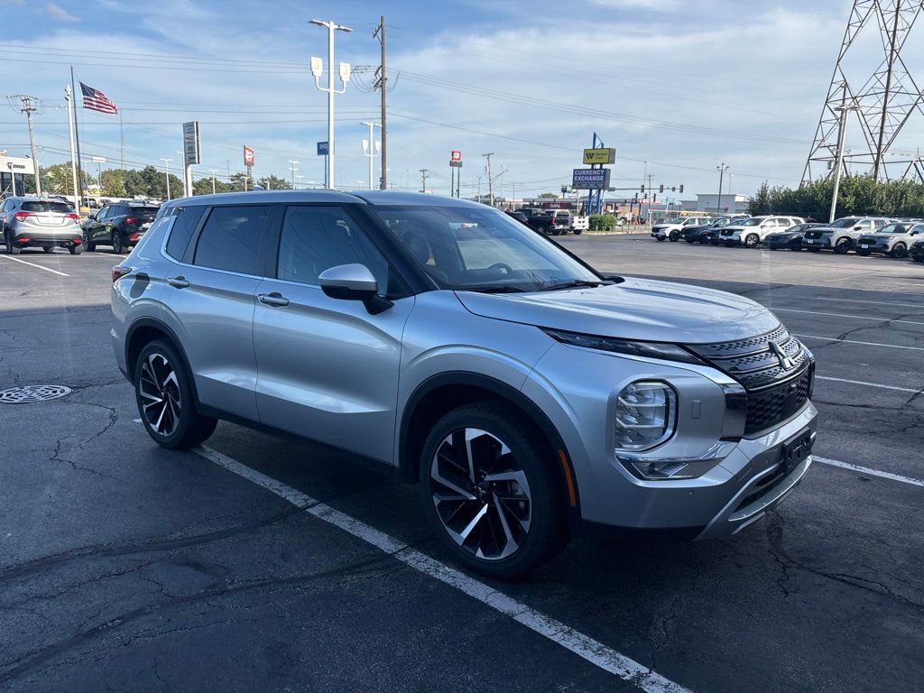 2024 Mitsubishi Outlander