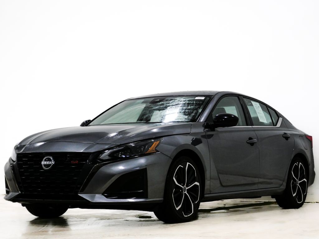 Used 2024 Nissan Altima 2.5 SR Sedan