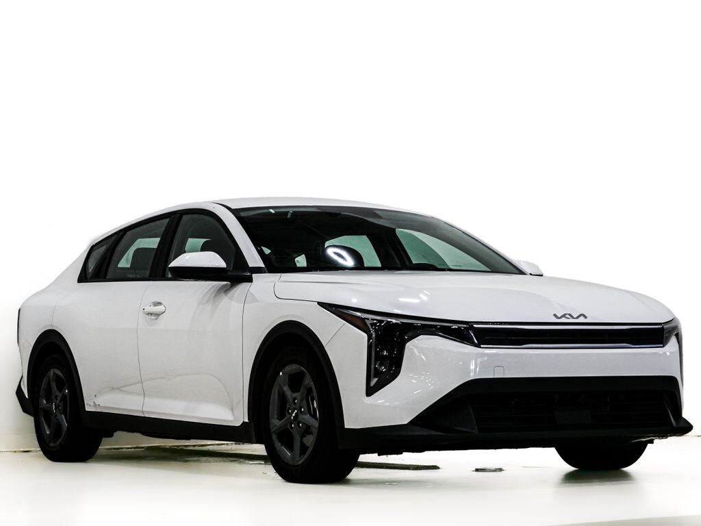 Used 2025 Kia K4 LXS Sedan