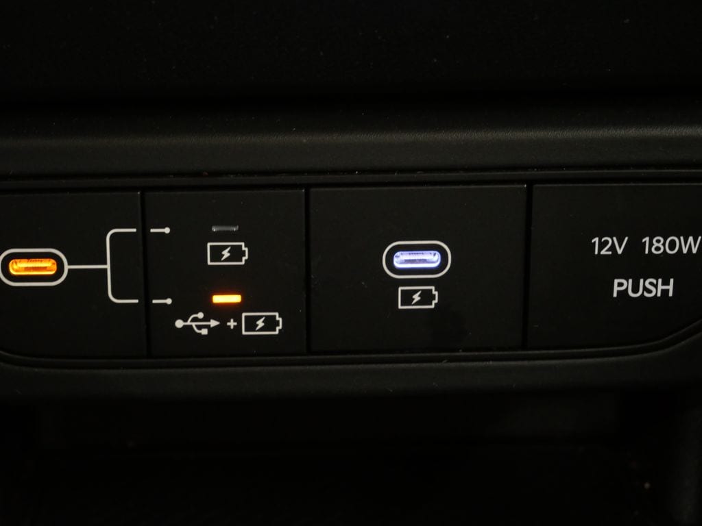 2025 Kia K4 LXS - Photo 20
