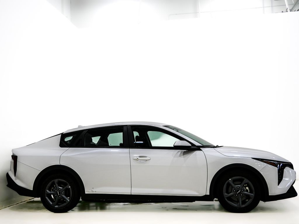 Used 2025 Kia K4 LXS Sedan