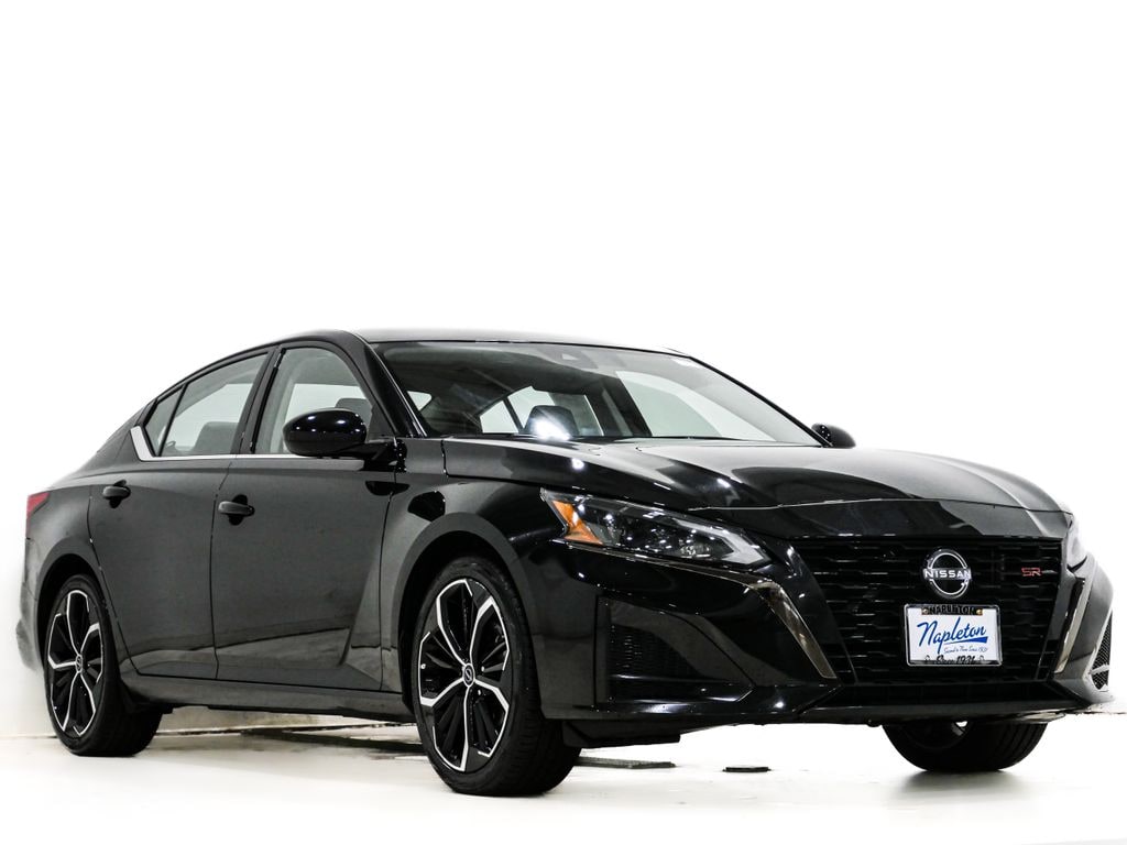 Used 2024 Nissan Altima 2.5 SR Sedan