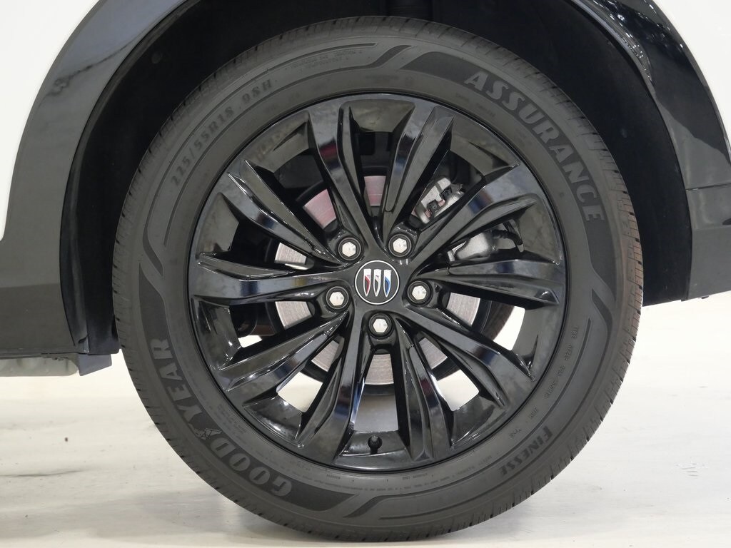 2025 Buick Envista ST photo 3