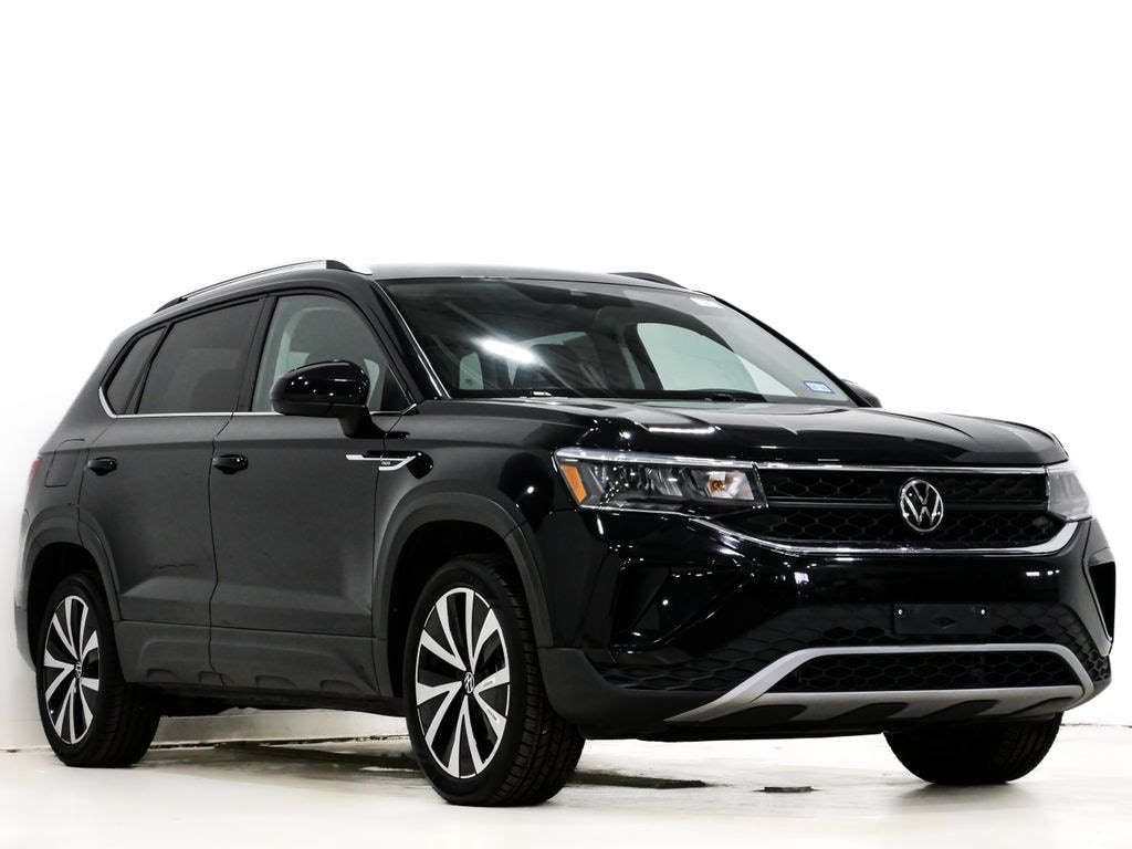 Used 2024 Volkswagen Taos 1.5T SE SUV