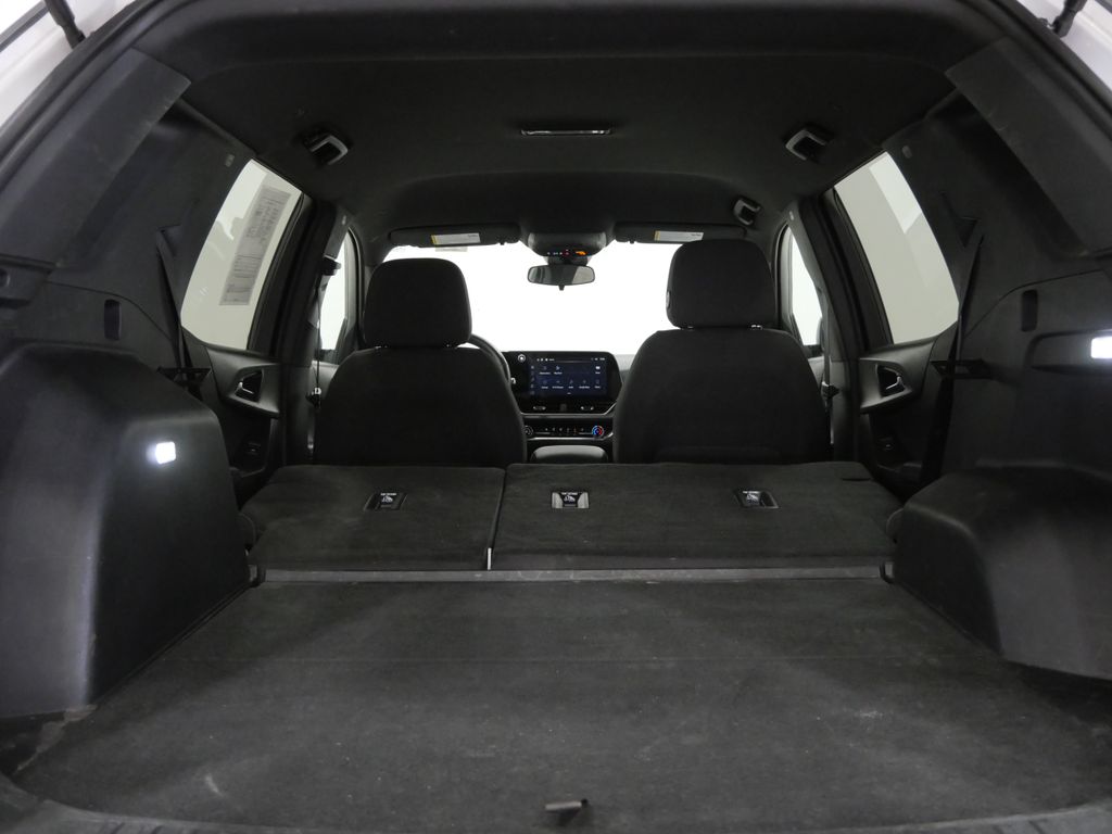 2025 Chevrolet Equinox LT - Photo 26
