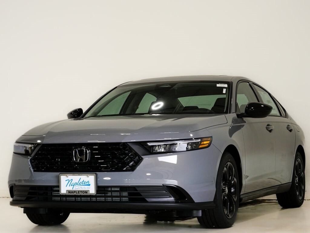 2026 Honda CR-V Hybrid Sport Touring photo 3