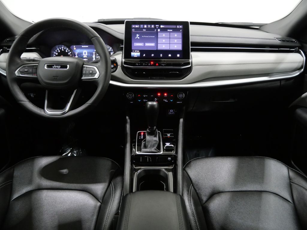 2025 Jeep Compass Limited - Photo 10