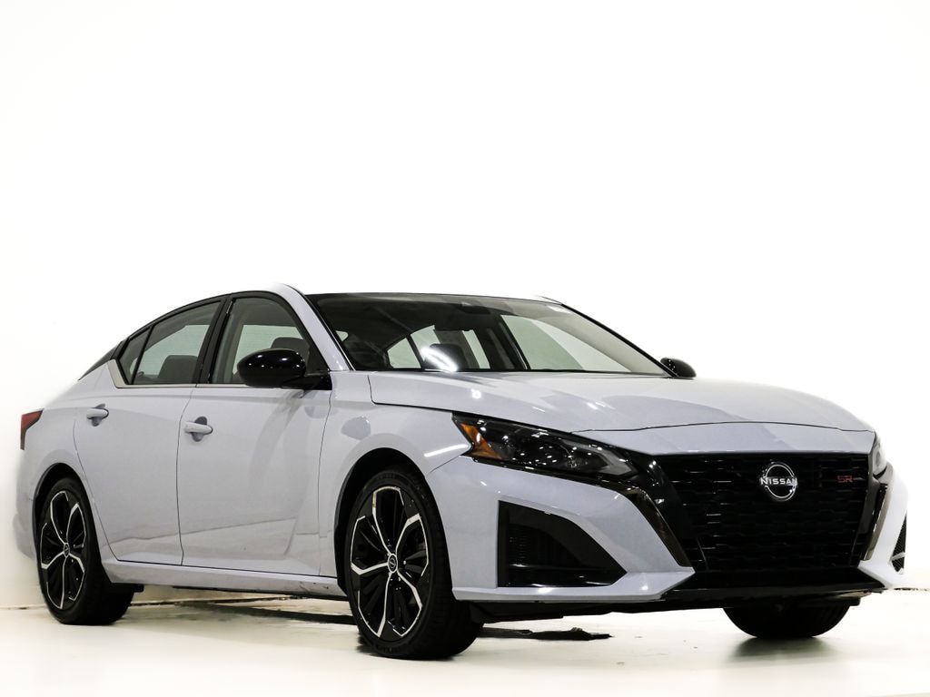 Used 2024 Nissan Altima 2.5 SR Sedan