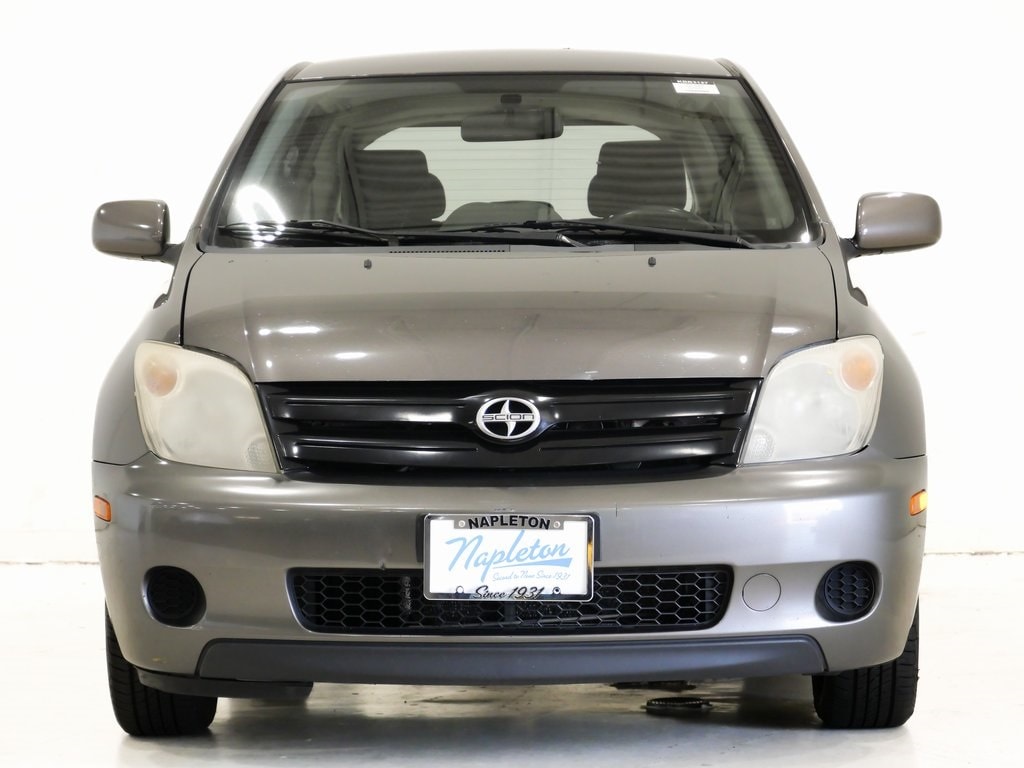 Used 2005 Scion xA Base with VIN JTKKT624650103832 for sale in Lansing, IL
