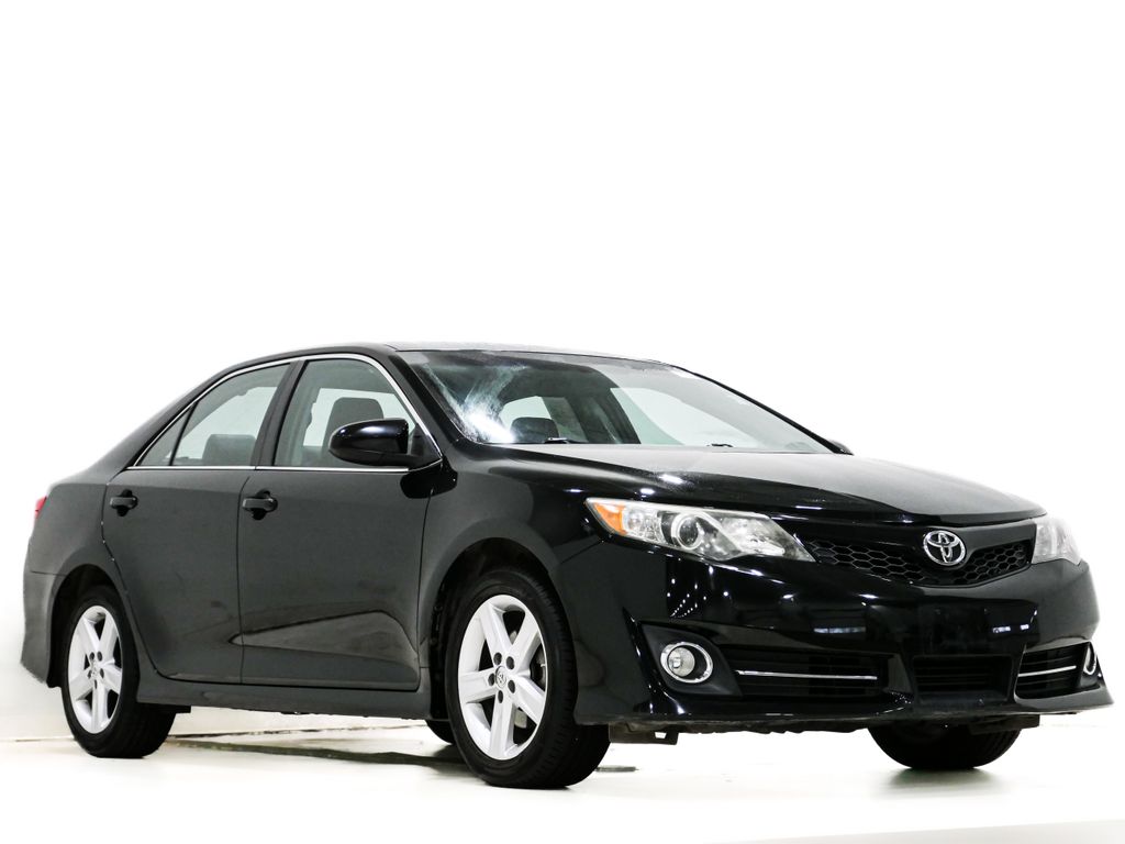 2013 Toyota Camry SE