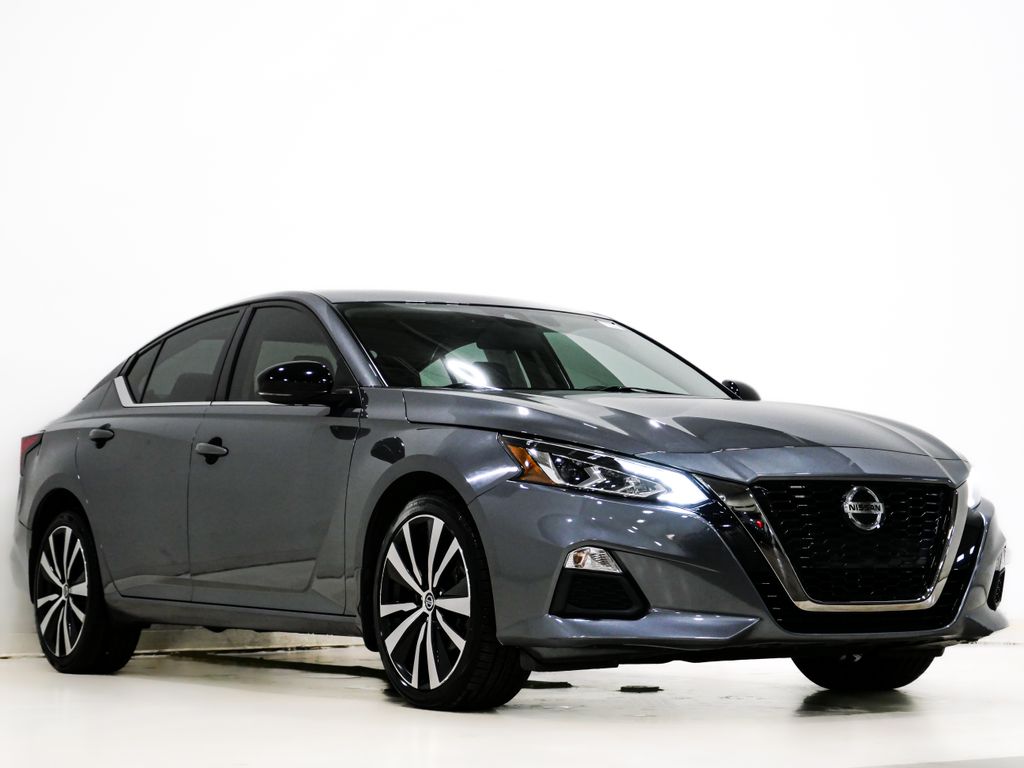 2021 Nissan Altima SR